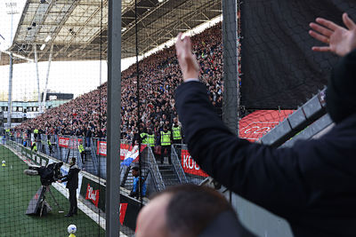 Een minuut later scoort de thuisploeg wel. © De Brouwer