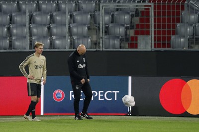 MUNCHEN, 01-10-2018, Allianz Arena, season 2018 / 2019, Champions League football. Ajax trains in Munchen in preparation of the game against Bayern. Frenkie de Jong trains alone coming back from an injury
