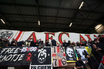 Langzaam verschijnt de naam van onze mooie club. © De Brouwer