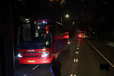 ‘Waar je ook gaat, ik volg je overal!’ © De Brouwer