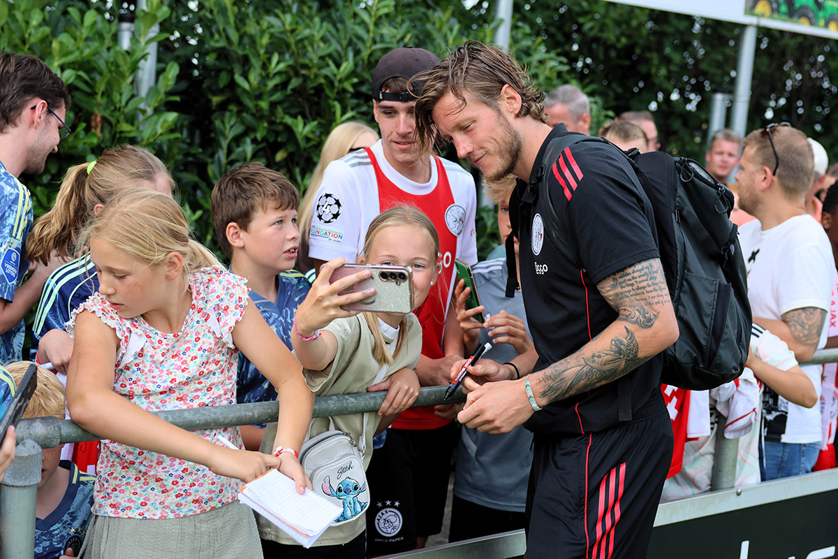 Hoofdfoto Ajakvm 1200