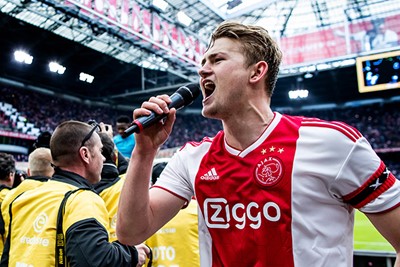 Officieus kampioen na winst op FC Utrecht in 2018/19. Feestje! © Pro Shots