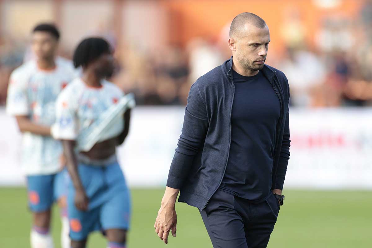 Heitinga: ‘Het begint allemaal met een keer in je handen spugen!’