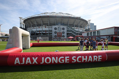 De deelnemers hopen zich binnenkort ook in het stadion uit te leven! © De Brouwer